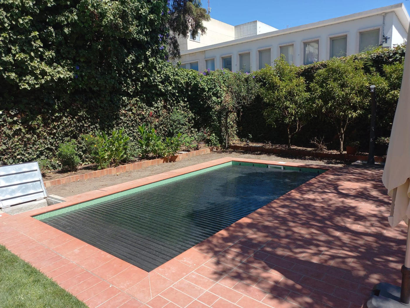 Cobertura de piscina instalada pela CPLM