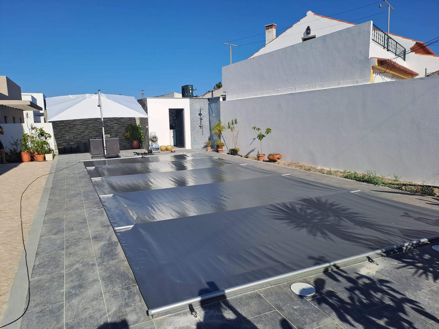 Cobertura de piscina instalada pela CPLM