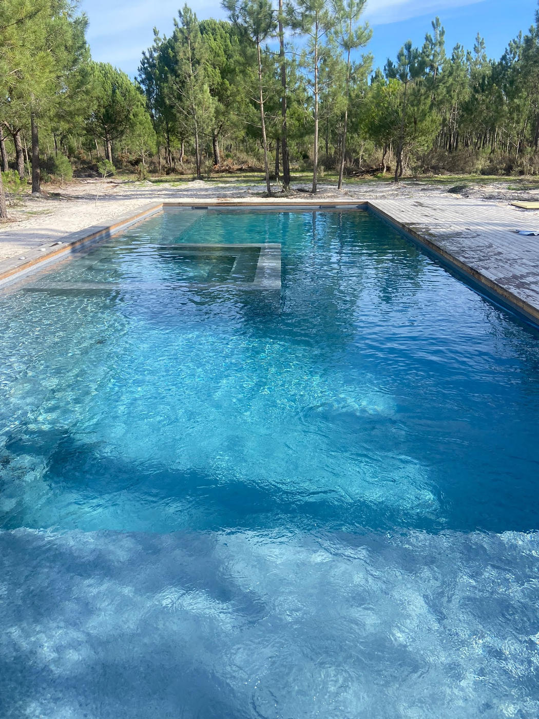 Piscina construída ou renovada pela CPLM