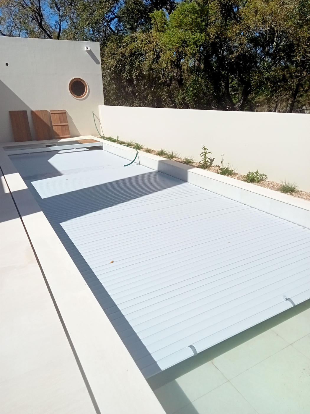 Cobertura de piscina instalada pela CPLM