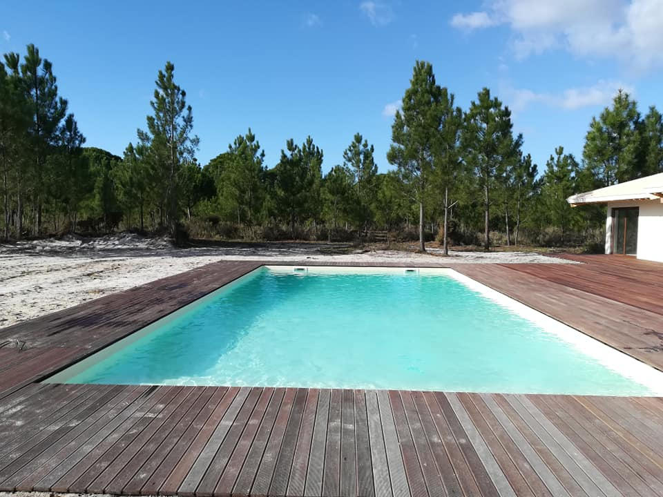 Piscina com tela Areia