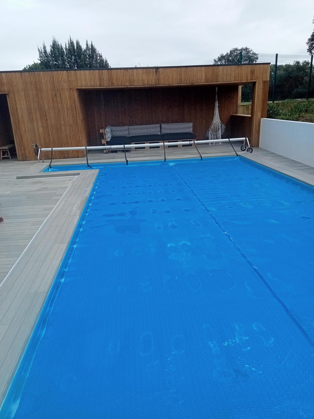 Cobertura de piscina instalada pela CPLM